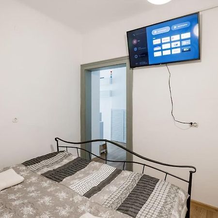Cosy Central Apartment At River Budapest Exterior photo